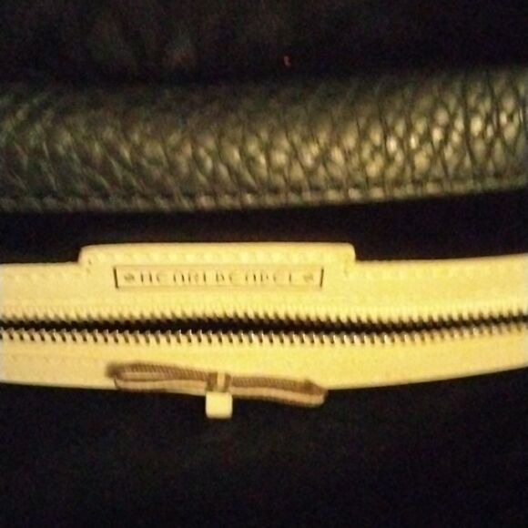 Henri Bendel   - Picture 9 of 13